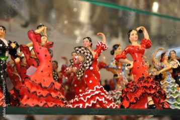 Figurki tancerek flamenco
