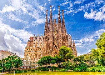 BARCELONA, SPAIN - SEPTEMBER 15,2015 : Sagrada Familia in Barcelona. Sagrada - the most known the buildings created by Antoni Gaudi.